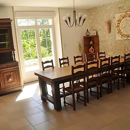 Bed and Breakfast Loustalneou 3*