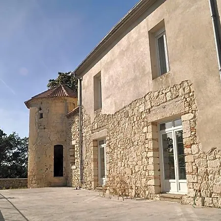Loustalneou Bed and Breakfast 3*