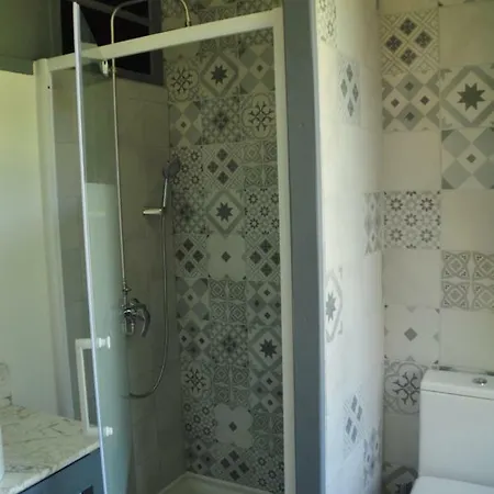 Loustalneou Bed and Breakfast