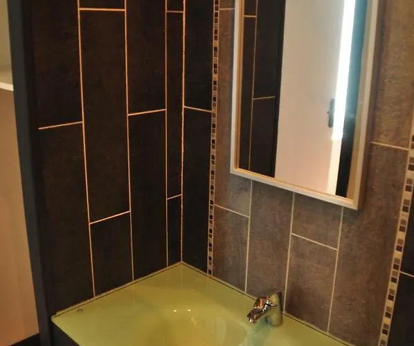 Loustalneou Bed and Breakfast 3*